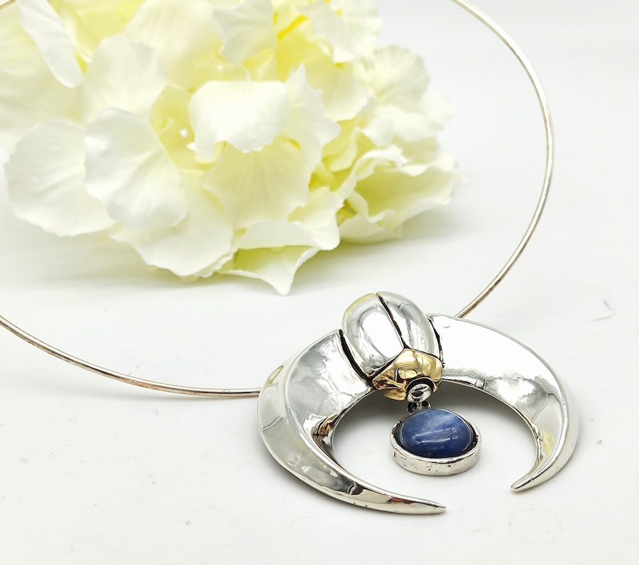 Ciondolo Scarabeo Rinascita