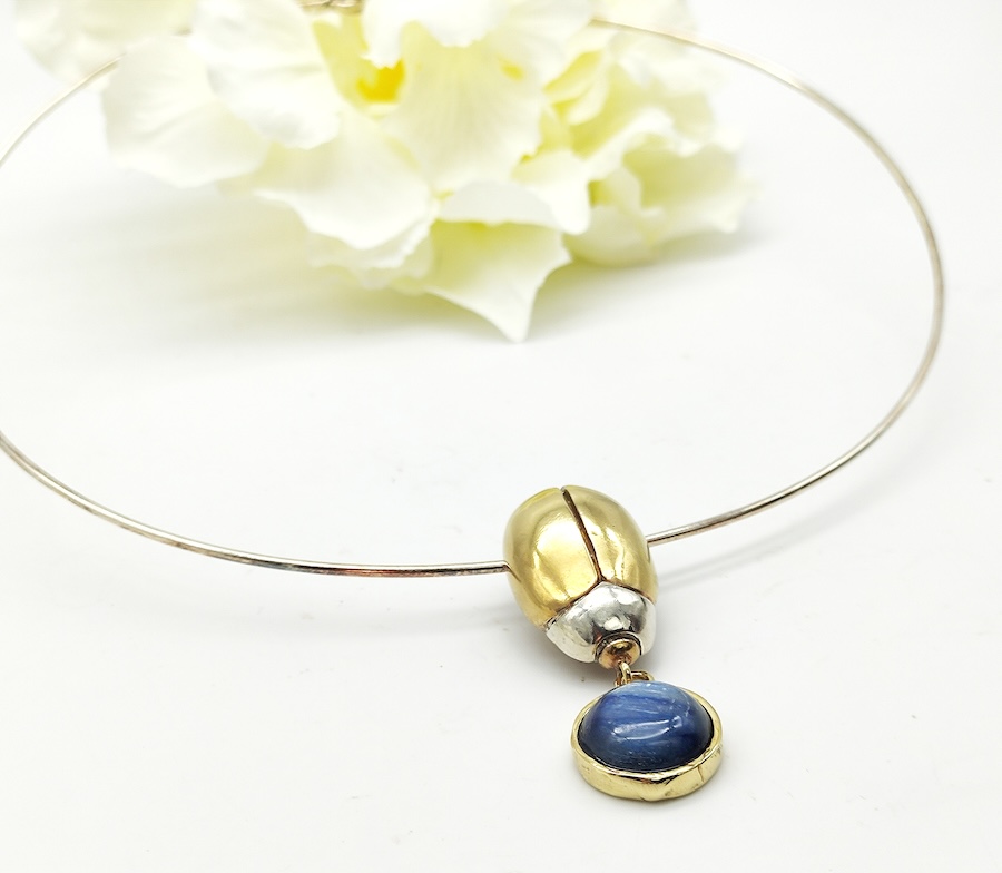 Ciondolo piccolo Scarabeo Rinascita