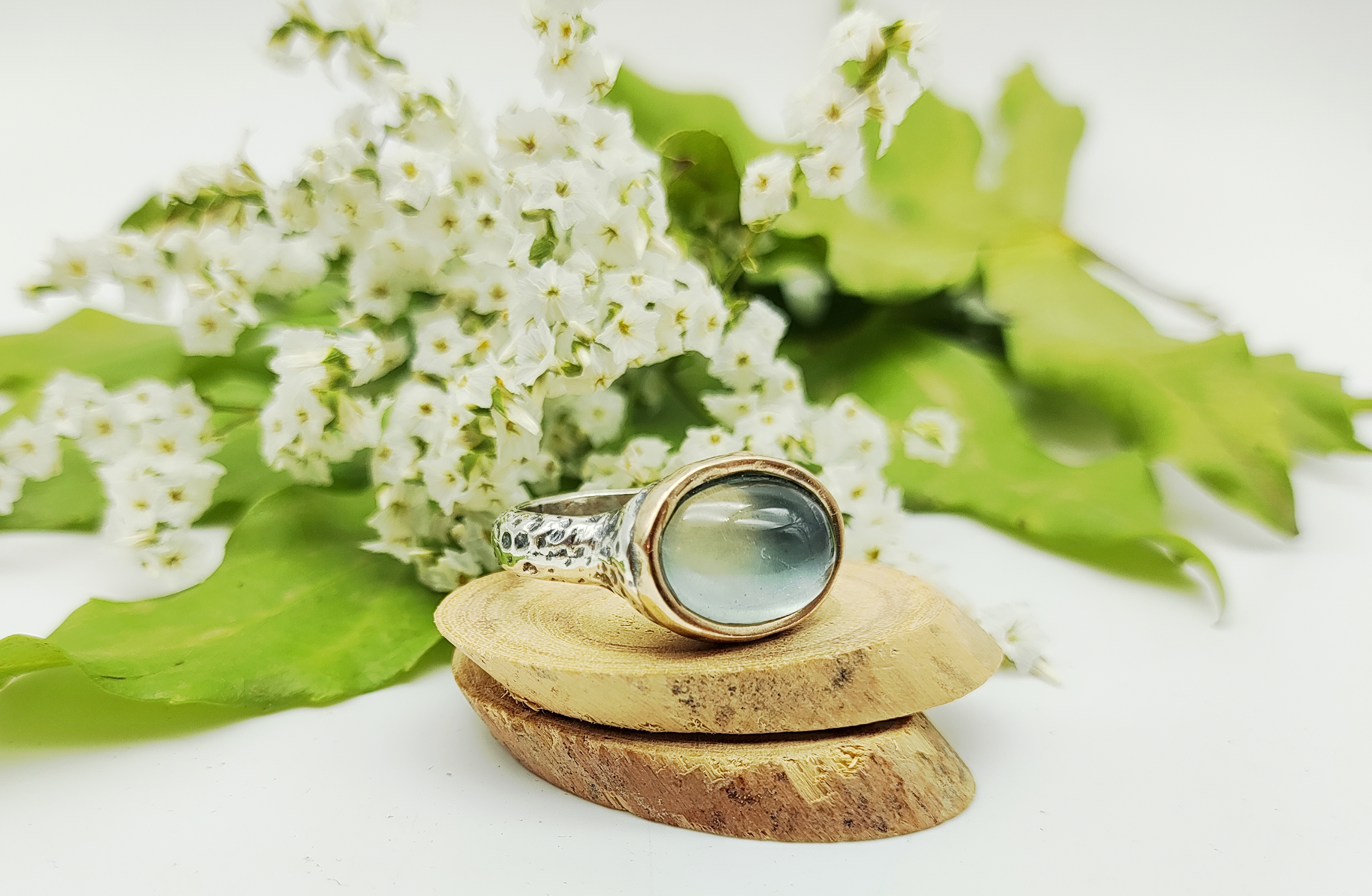 Anello Bubbles Cab Acquamarina ovale