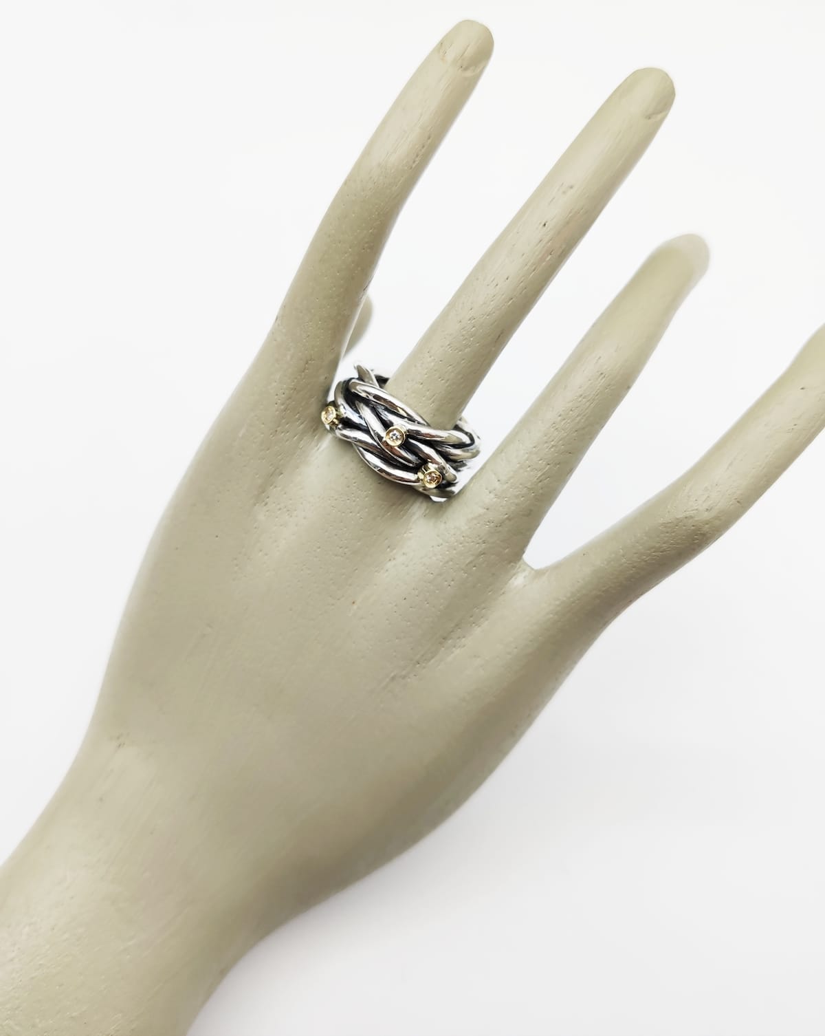 Anello Fascia Filo doppia con tre diamanti